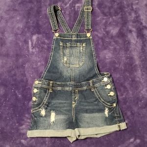 Short overalls